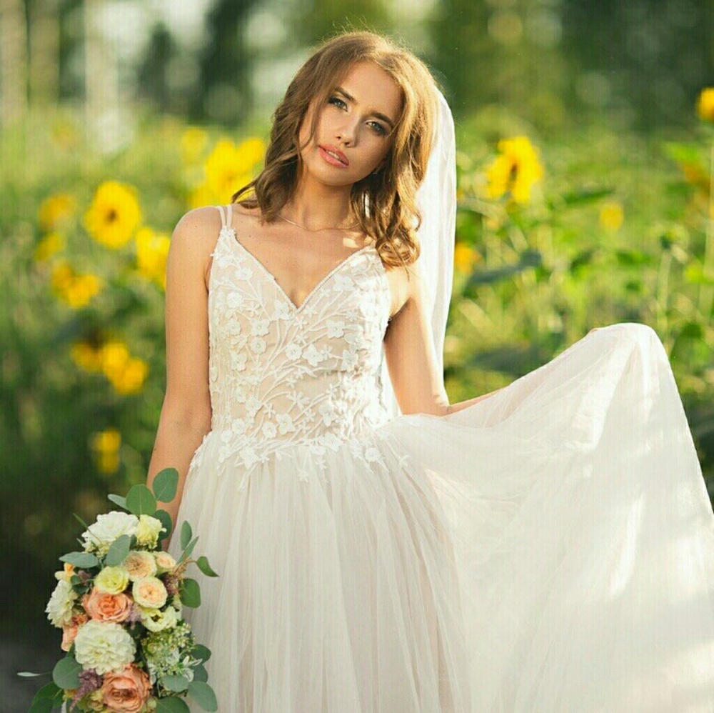 Wedding dress