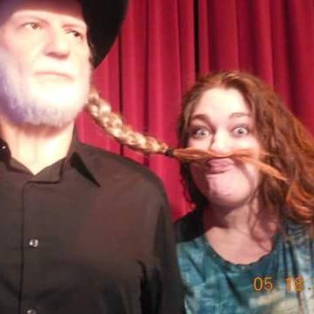 Meet your Posher, Regina