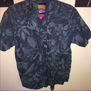 Empyre Hawaiian Large Shirt