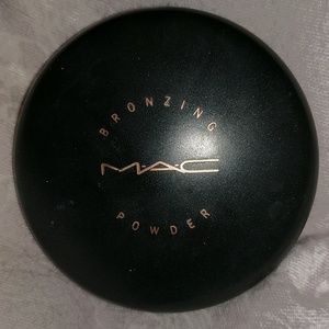 Mac bronzer