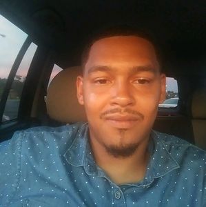 Meet your Posher, Devin