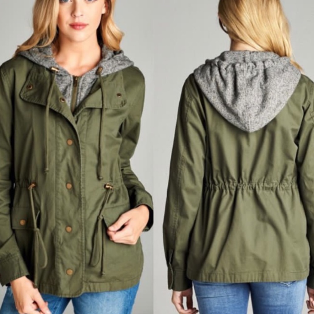 CLEARANCE** Green hooded utility jacket!