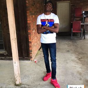 Meet your Posher, Malik