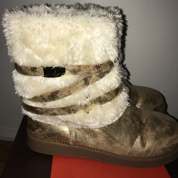 guess gold boots