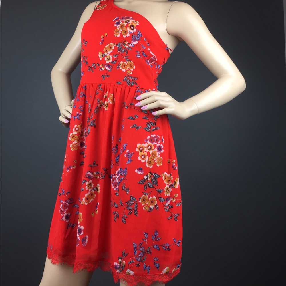 NEW One Shoulder Red Lace Dress Floral Small 🌟