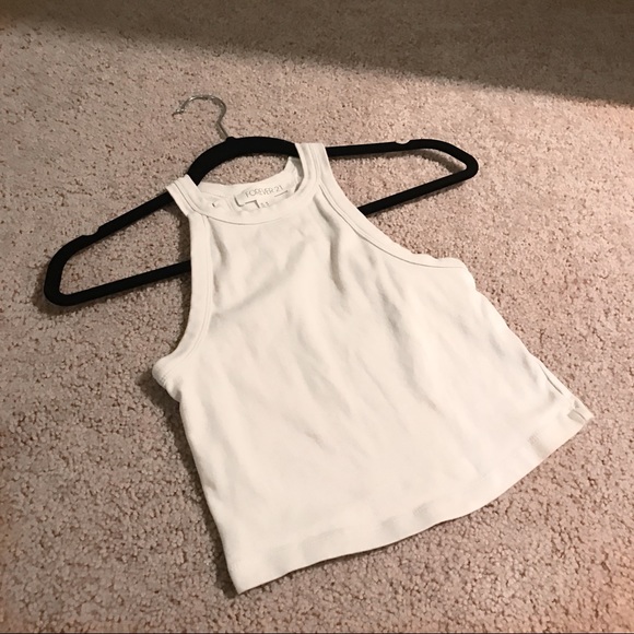 White halter neck crop top👌🏻 - Picture 2 of 2