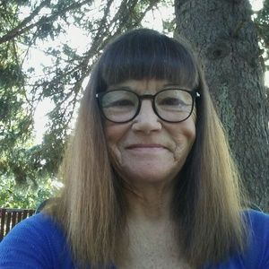 Meet your Posher, Debra