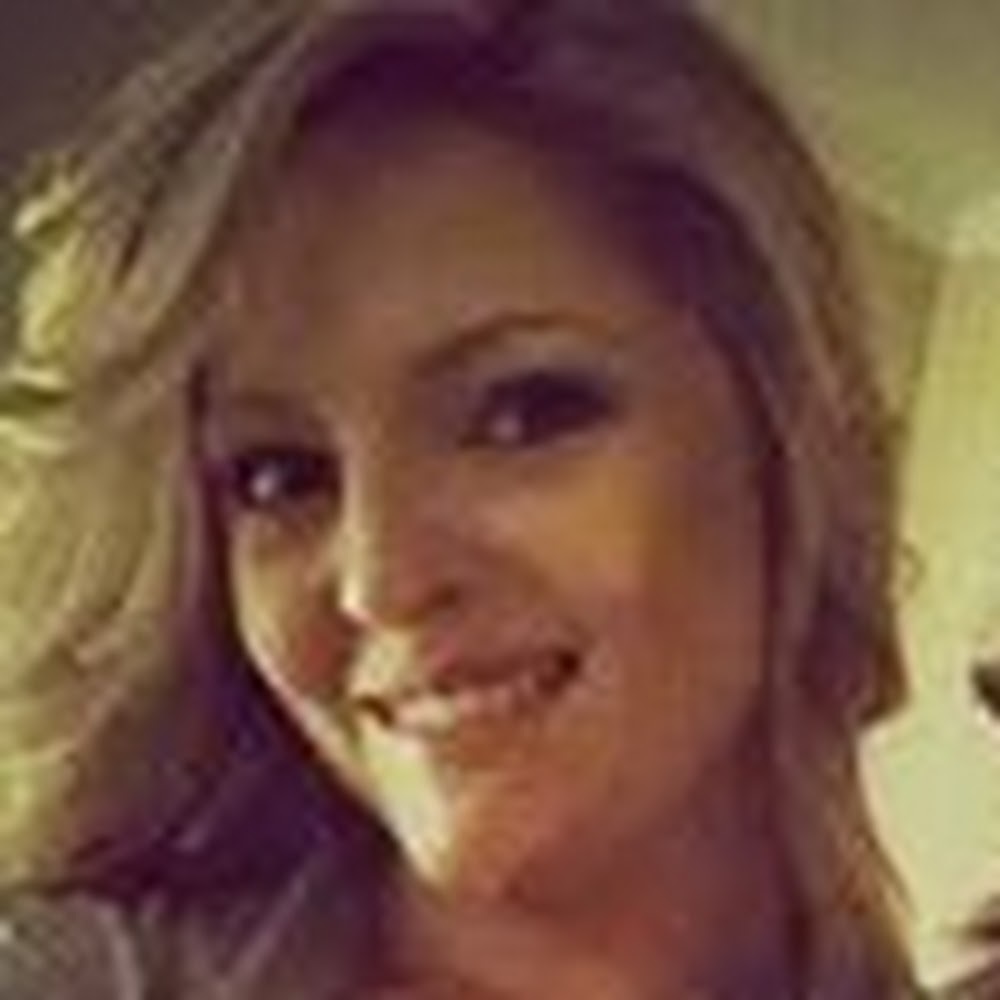 Meet your Posher, Alisa