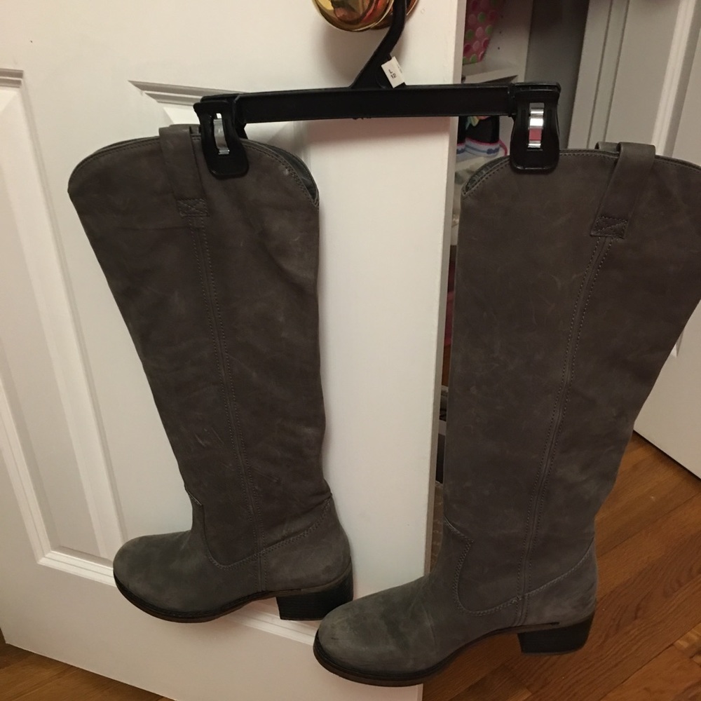 Grey lucky riding boots