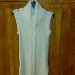 NEVER WORN ~ BEAUTIFUL IVORY DRESS