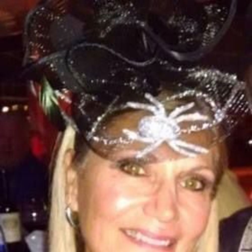 Meet your Posher, Louise