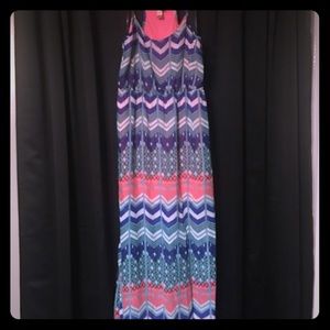 No Boundaries size 19 sleeveless dress.