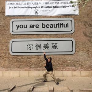 Meet your Posher, Dara