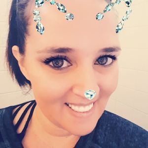 Meet your Posher, Holly