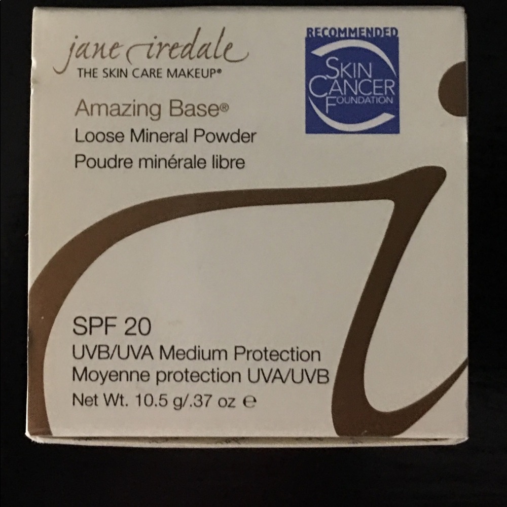 Jane Iredale loose foundation, mineral powder