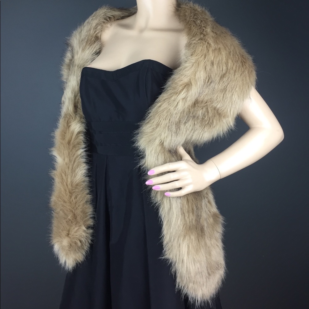New Faux Fur Throw Scarf ✨