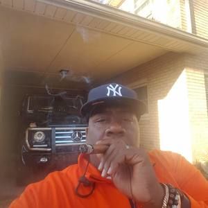 Meet your Posher, Reggie