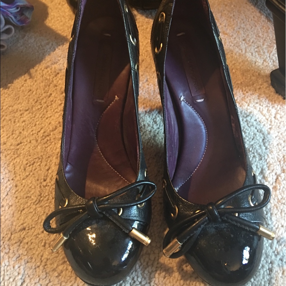 BCBG black quilted leather heels. Size 6