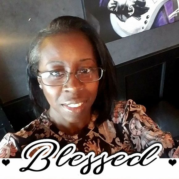 Meet your Posher, Latonya - Picture 1 of 1