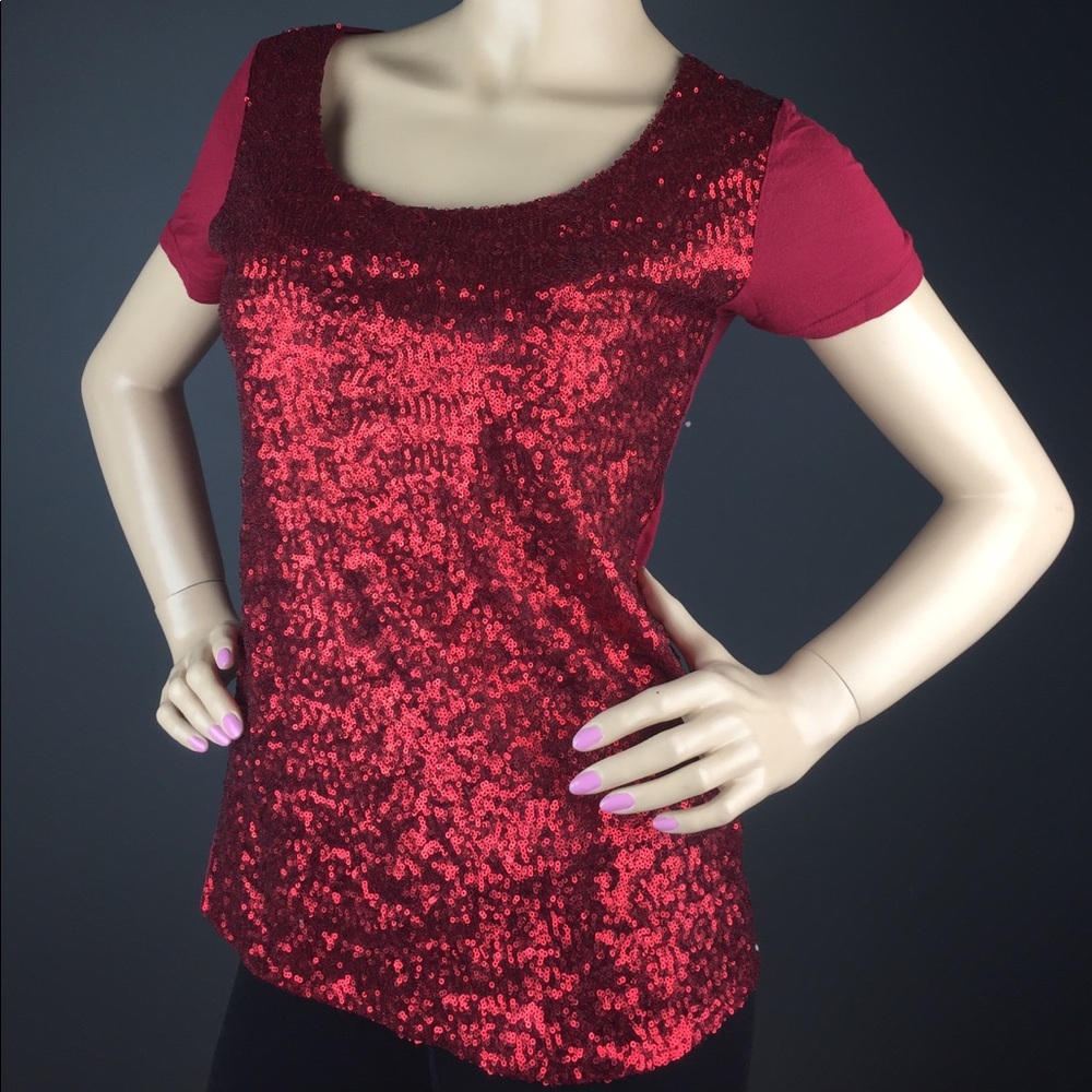 ✨Red Sequin Sparkle Top Small ✨