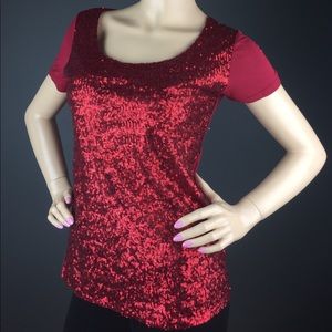 ✨Red Sequin Sparkle Top Small ✨