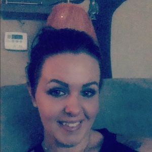 Meet your Posher, Valerie