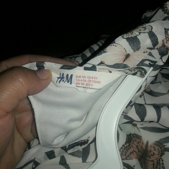 Dress - Picture 2 of 4