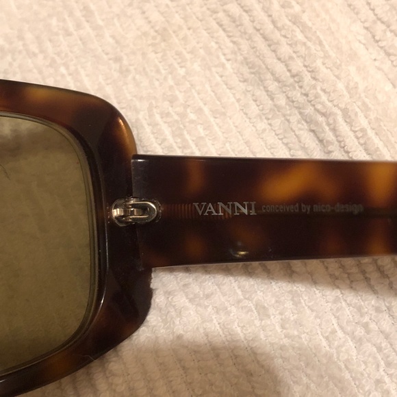 Vanni sunglass frames - Picture 3 of 3