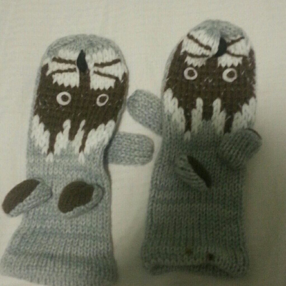 *DONATED!* Knit animal mittens