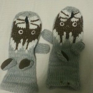 *DONATED!* Knit animal mittens