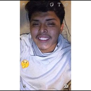 Meet your Posher, Efrain