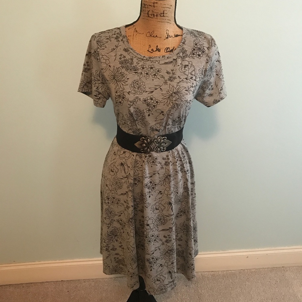 XS LuLaRoe Carly dress