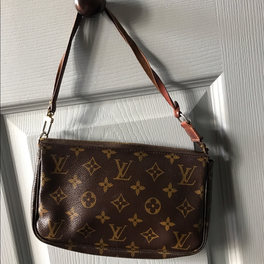 Louis Vuitton Pochette bag.