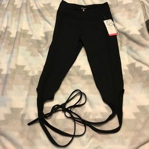 Tie up Capri Yoga Pants