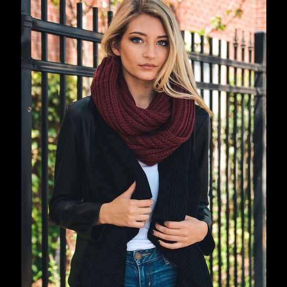 Accessories - ➡️LAST ONE⬅️INFINITY SCARF-BURGUNDY
