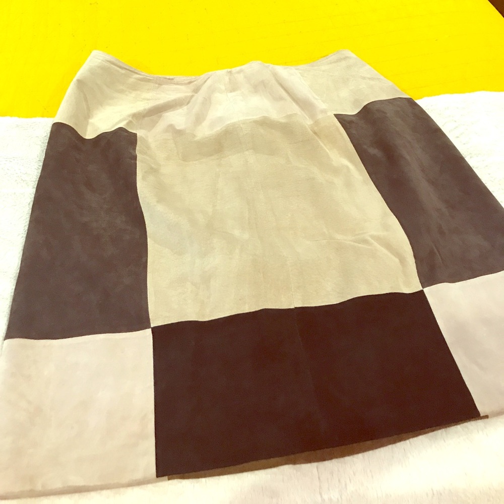 18W Suede/Leather/Poly Skirt