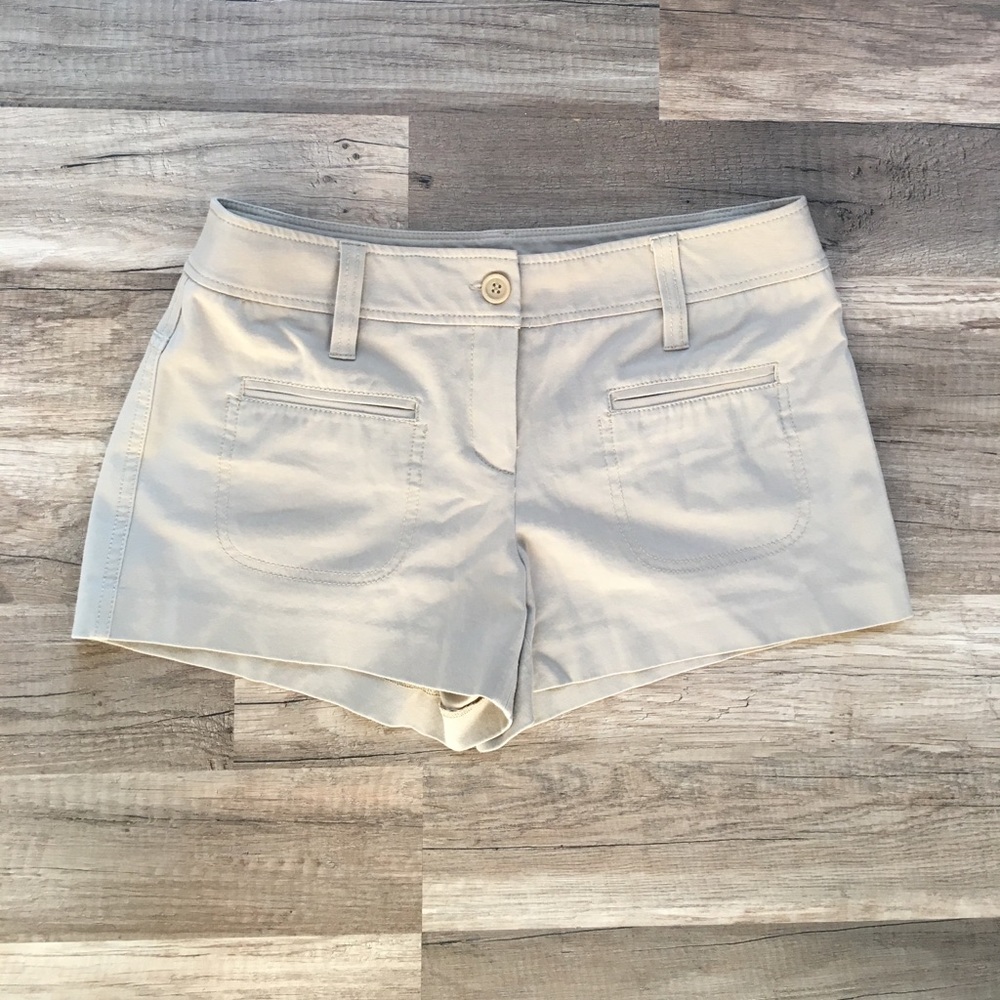 Express tan shorts