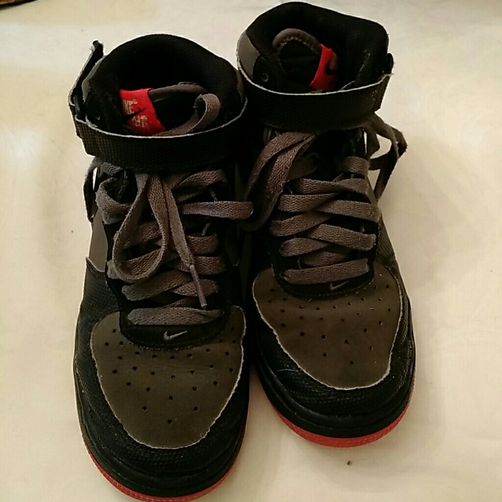 Nike Air Force black gray red 4