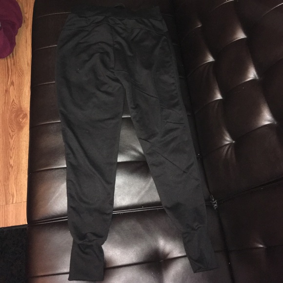 Joggers - Picture 3 of 3