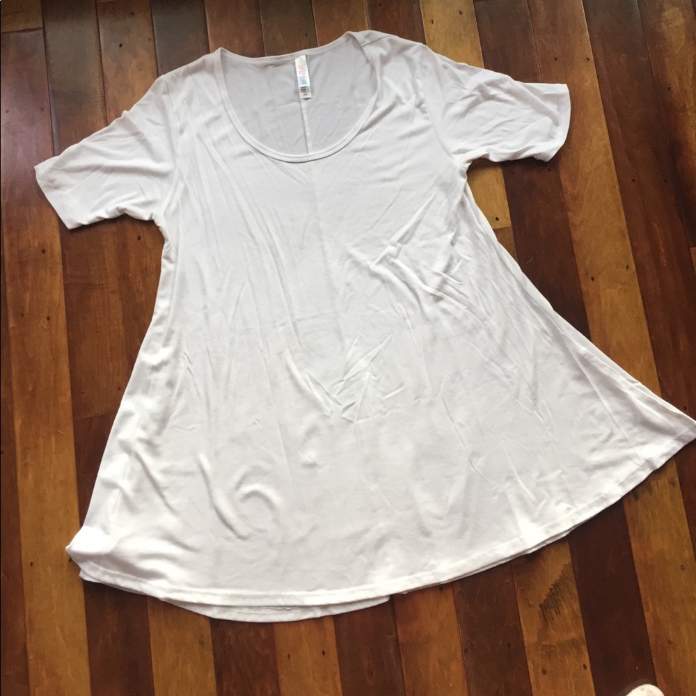 WHITE Lula Roe Perfect T