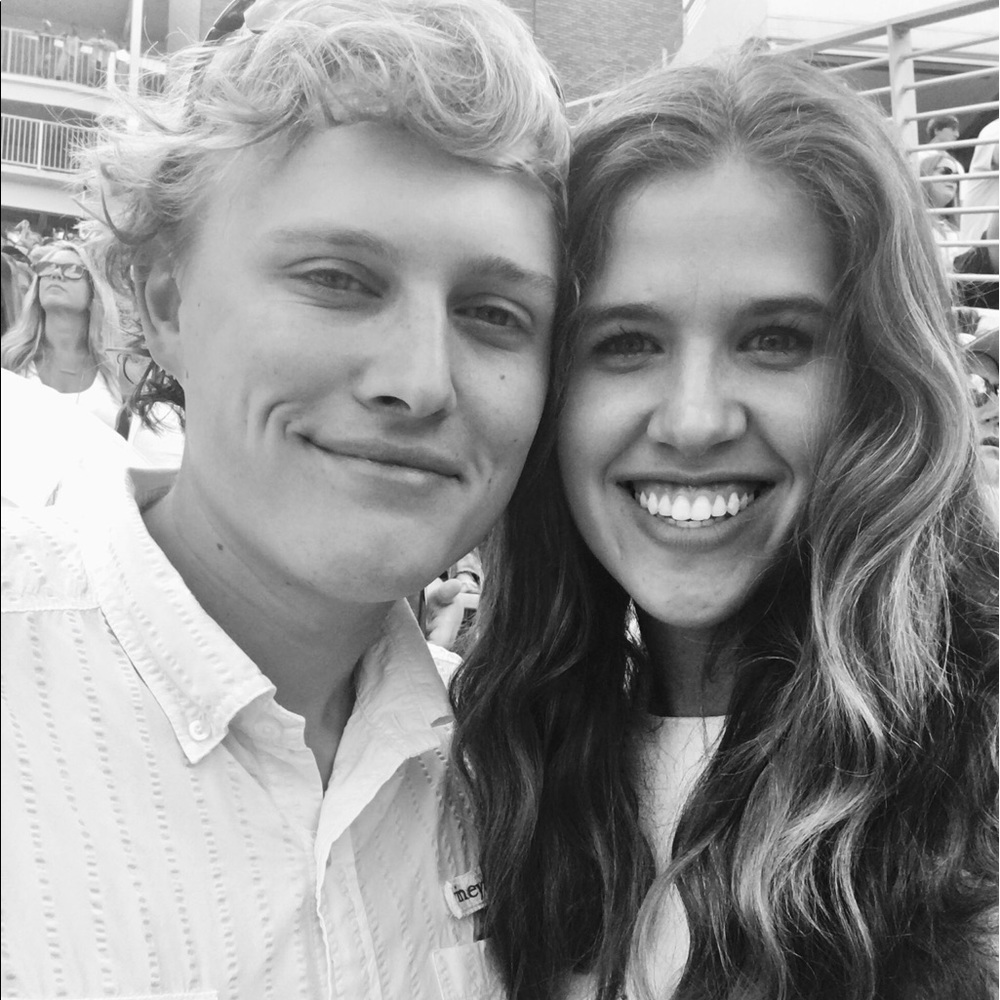 Meet your Posher, Caroline