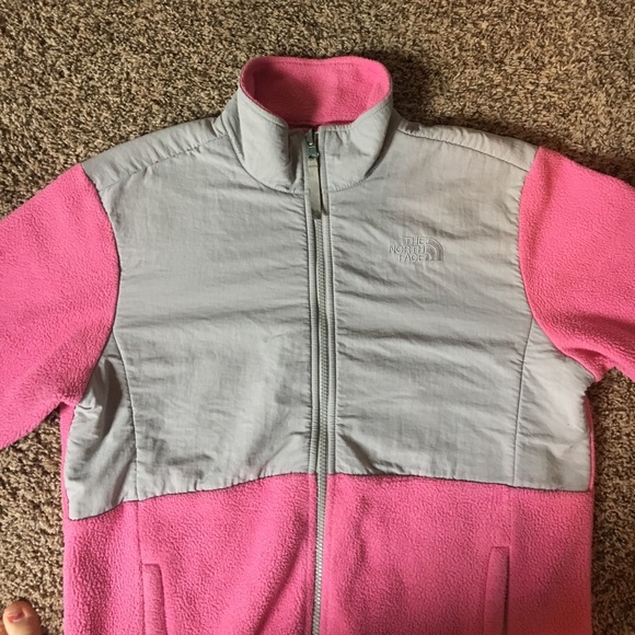 Pink North Face - Picture 5 of 8