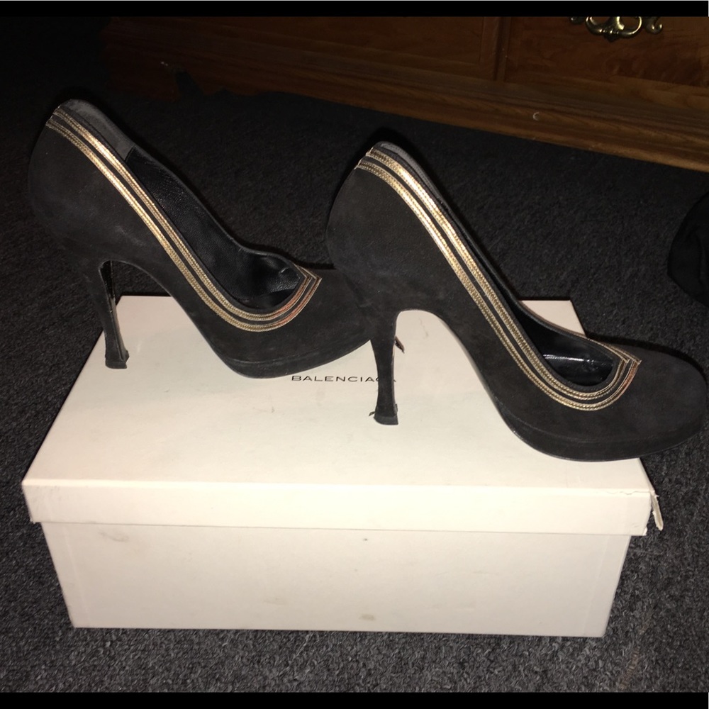 Balenciaga black suede platform pumps - Picture 6 of 8