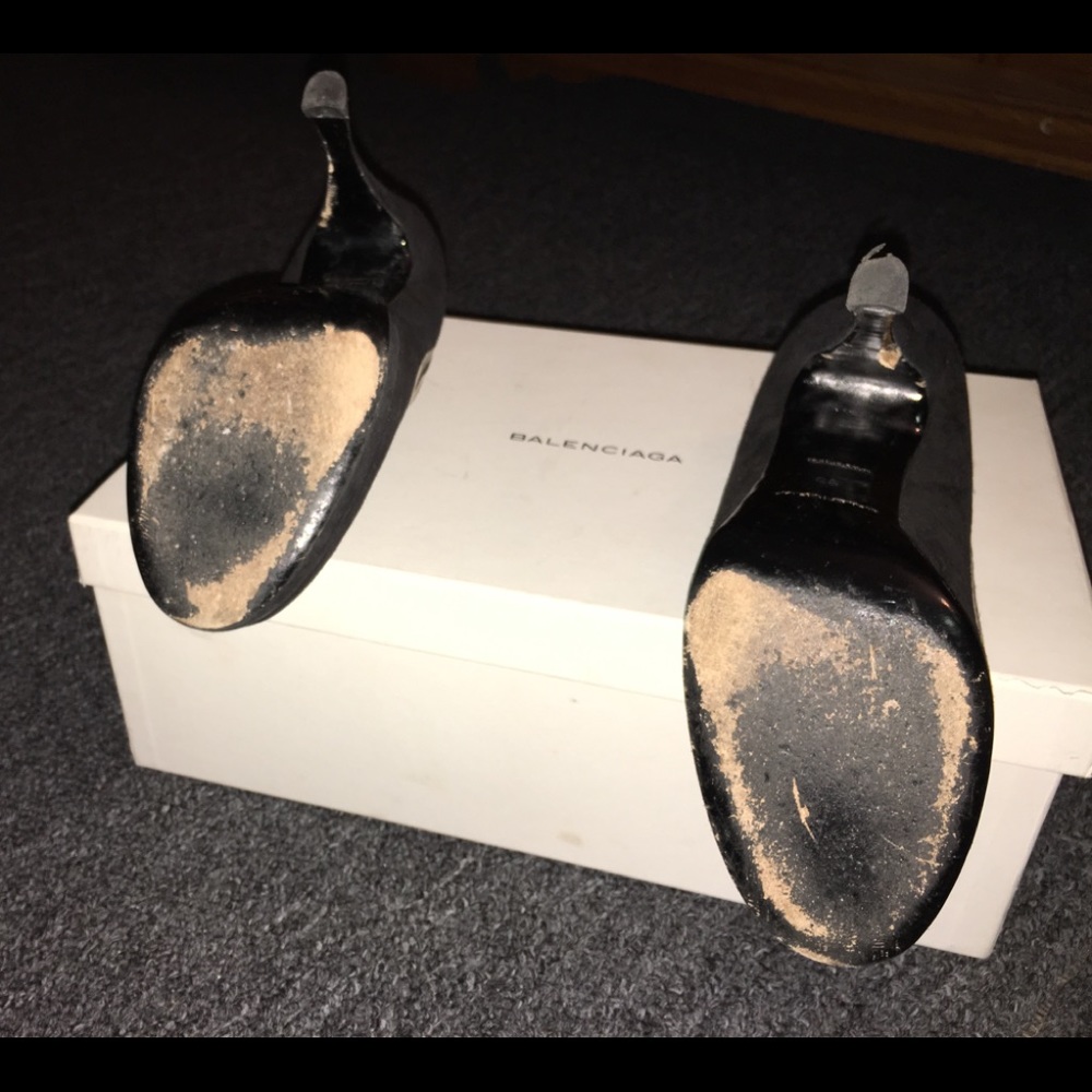 Balenciaga black suede platform pumps - Picture 7 of 8