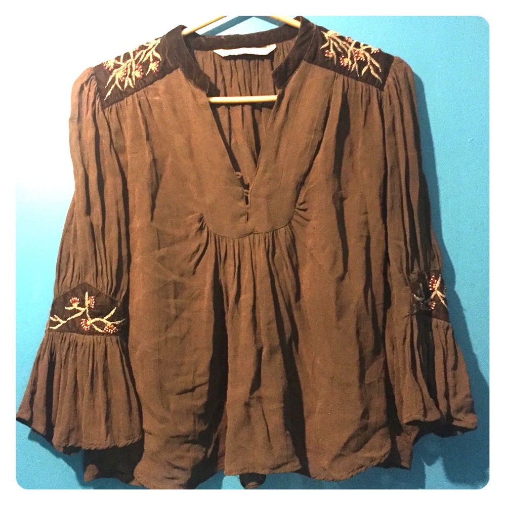 Embroidered shoulder blouse from Zara!