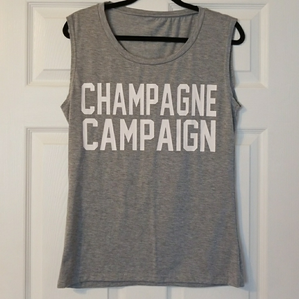 Brunch is calling!! 🍾 Champagne sleeveless top.