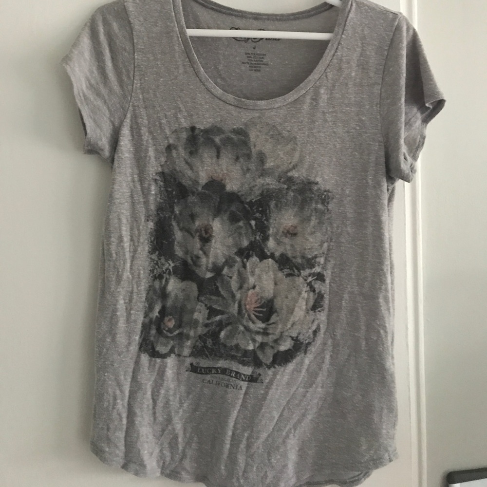 LUCKY brand soft grey t shirt floral