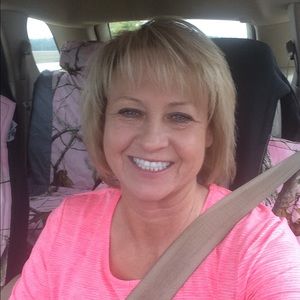 Meet your Posher, Linda