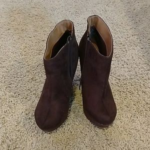 Michael Antonio brown suede wedge boot