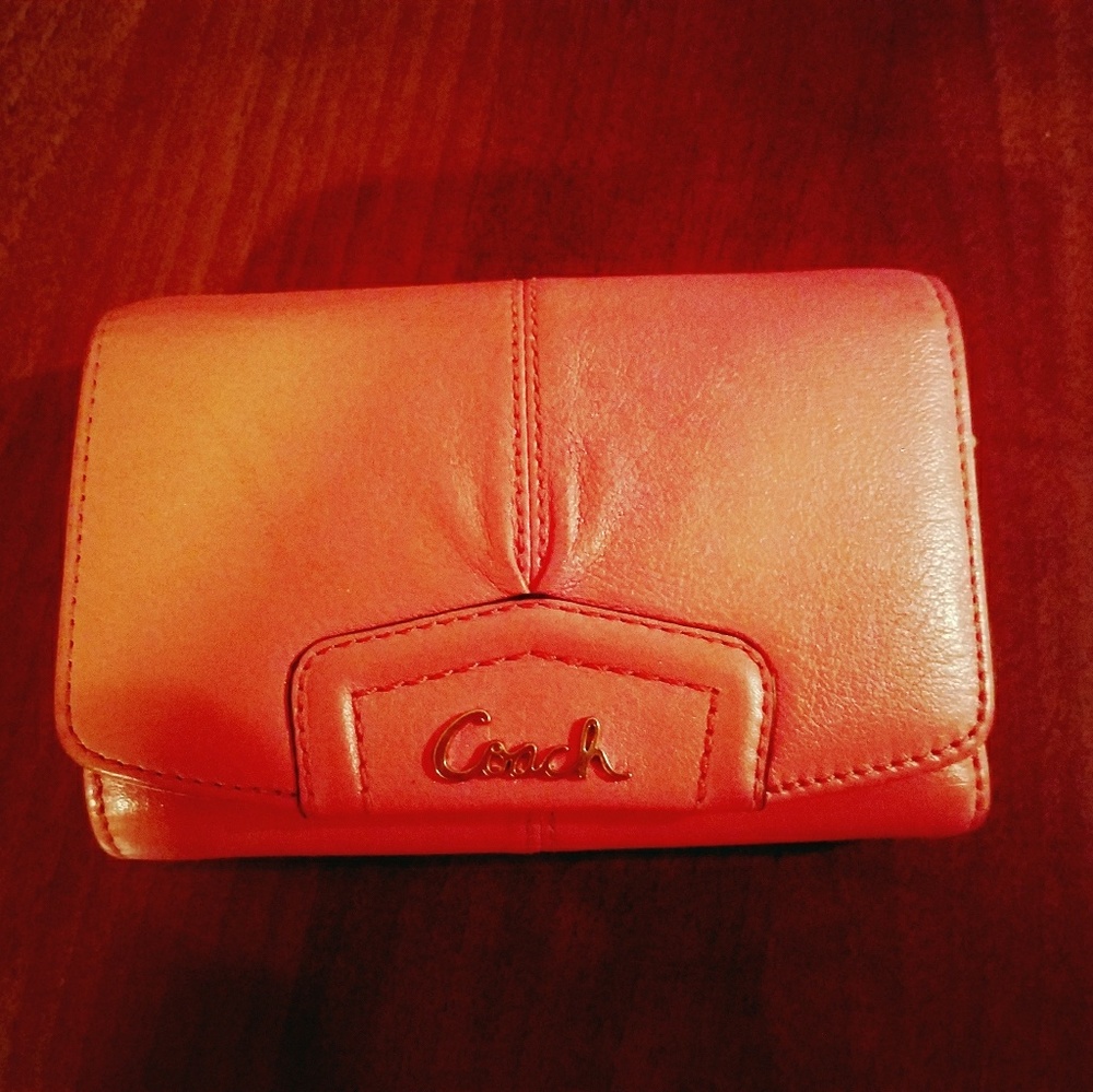 Small trifold Leather COACH Wallet